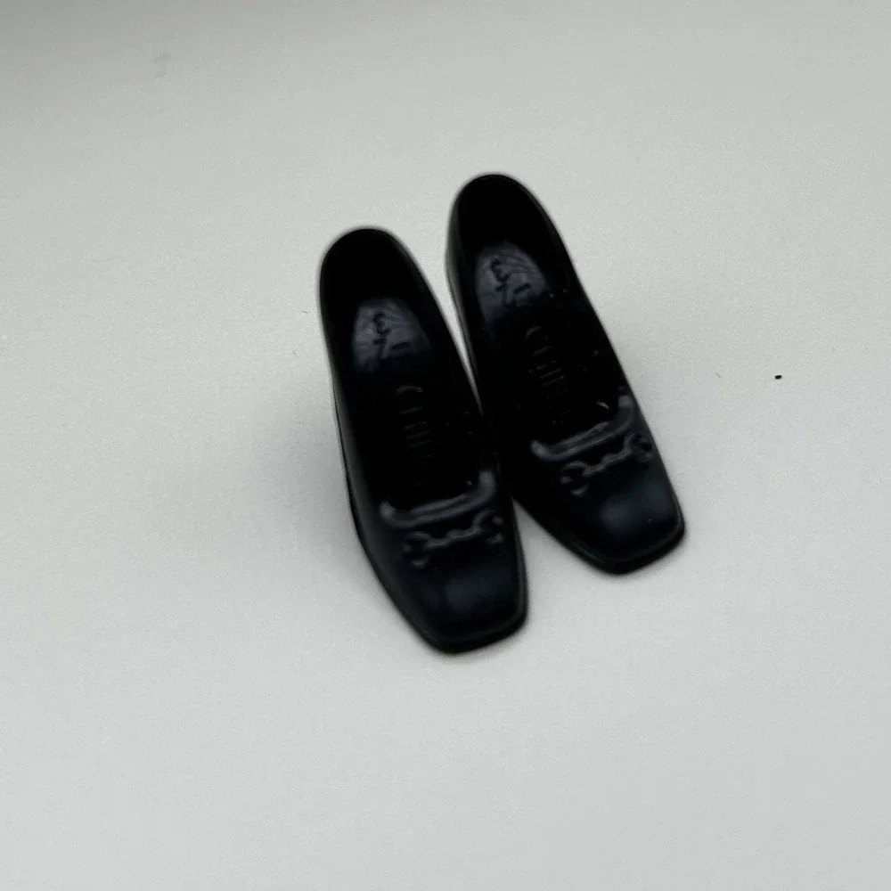 🖤Barbie BLACK Closed Toe Heels Pumps Shoes‎ Vintage China🖤
